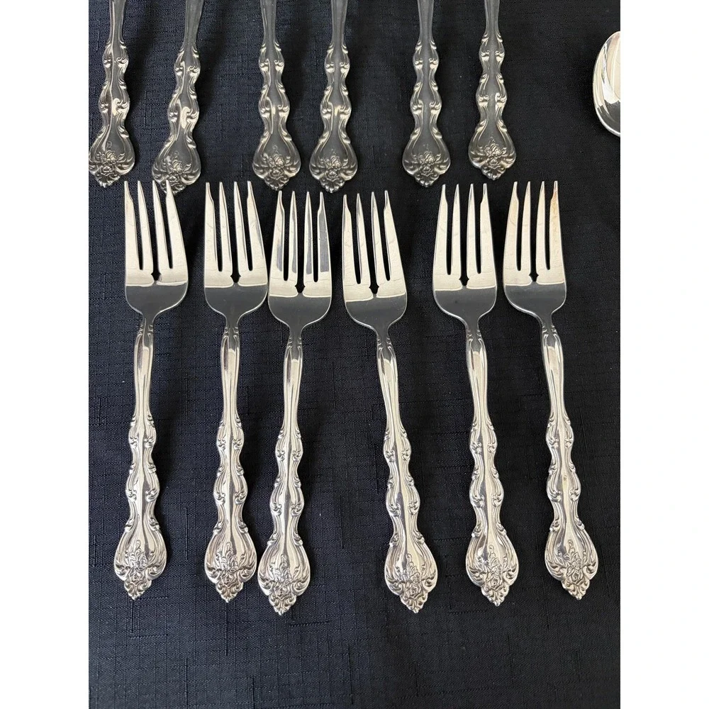 International Silverplate Ornate Forks & Teaspoons Flatware Baroque Rococo Style